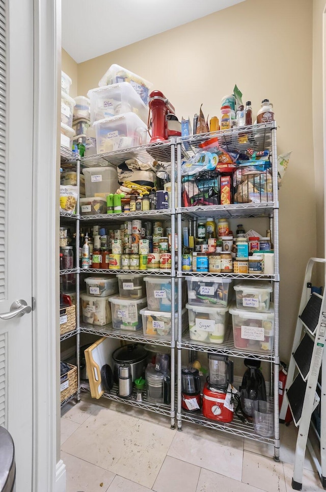 2409 NE 12th St, Fort Lauderdale, FL 33304 - view of pantry