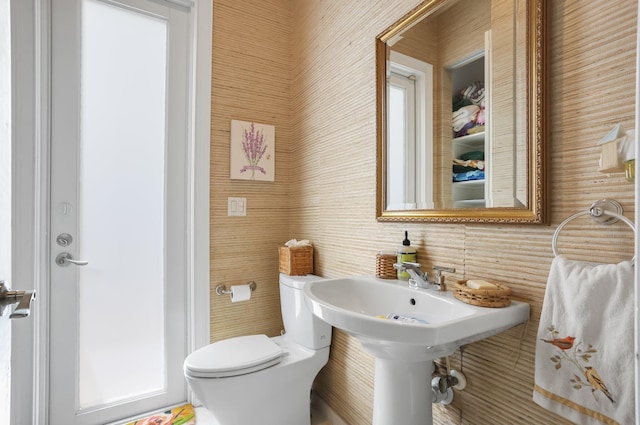 2409 NE 12th St, Fort Lauderdale, FL 33304 - bathroom with toilet