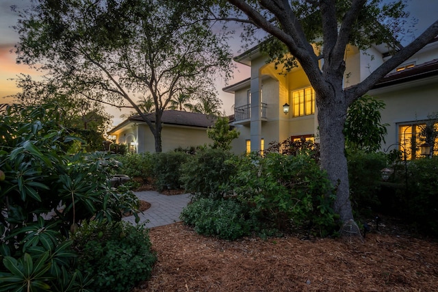 2409 NE 12th St, Fort Lauderdale, FL 33304 - exterior space featuring stucco siding