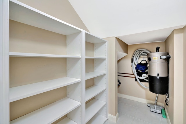 3216 W Community Dr, Jupiter, FL 33458 - walk in closet with tile patterned flooring