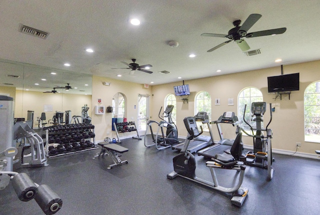workout area with a ceiling fan, recessed lighting, and baseboards