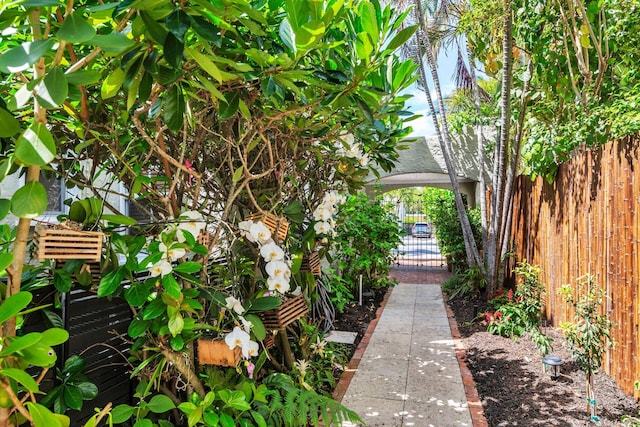 138 Greymon Dr, West Palm Beach, FL 33405 - view of yard with a gate and fence