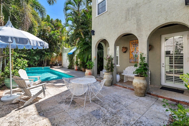 138 Greymon Dr, West Palm Beach, FL 33405 - view of swimming pool featuring a fenced in pool and a patio area