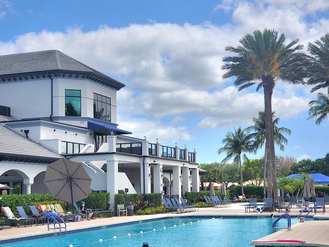 8454 Logia Cir, Boynton Beach, FL 33472 - pool featuring a patio