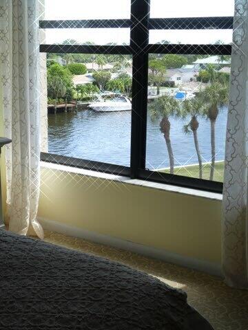 15 Royal Palm Way Unit 505, Boca Raton, FL 33432 - water view