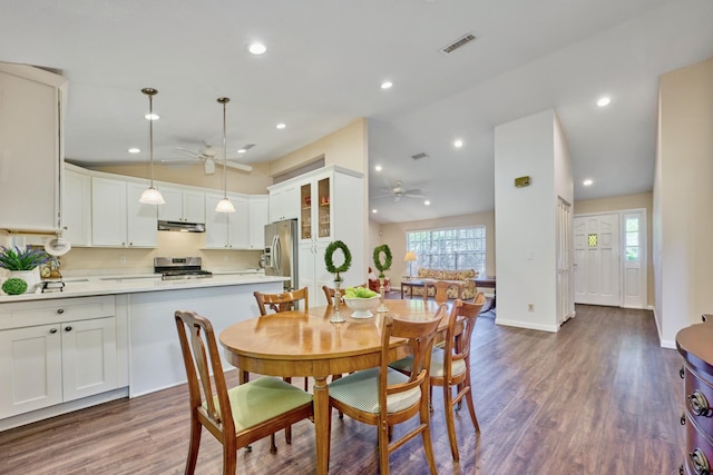 527 10th Ct, Vero Beach, FL 32962 - dining room featuring ceiling fan, healthy amount of natural light, wood finished floors, and recessed lighting