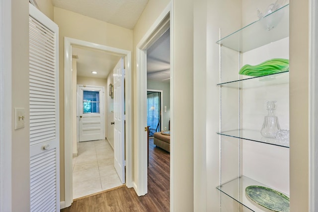 527 10th Ct, Vero Beach, FL 32962 - hallway with wood finished floors