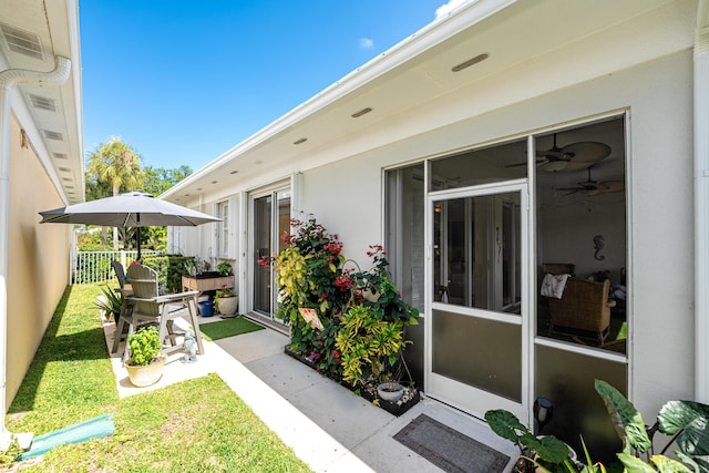 8483 Beaconhill Rd, Palm Beach Gardens, FL 33410 - view of patio / terrace