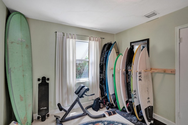 1008 SE 3rd St, Boynton Beach, FL 33435 - workout room with baseboards and visible vents
