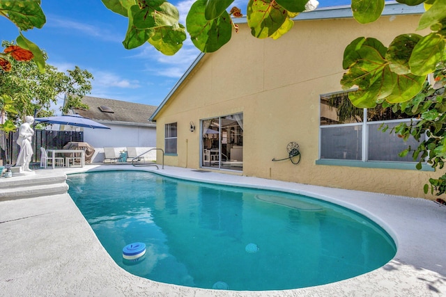 1275 Waterway Cove Dr, Wellington, FL 33414 - view of pool with a fenced in pool, a patio area, and fence