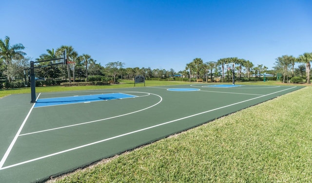 8280 Woodsmuir Dr, Palm Beach Gardens, FL 33412 - view of basketball court featuring community basketball court and a yard