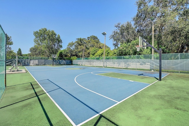 5910 Morningstar Cir Unit 401, Delray Beach, FL 33484 - view of basketball court featuring community basketball court and fence