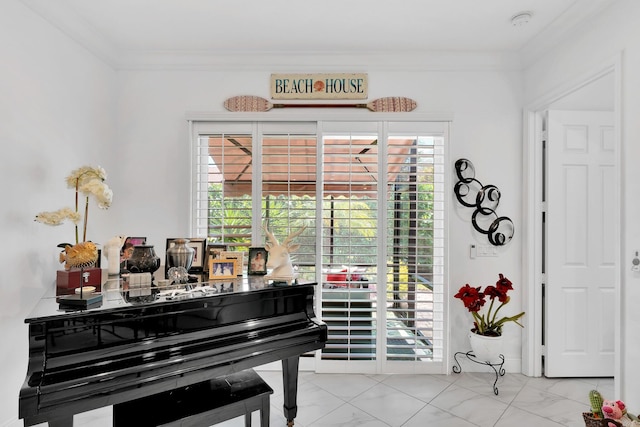 7816 Butera, Delray Beach, FL 33446 - sitting room with crown molding