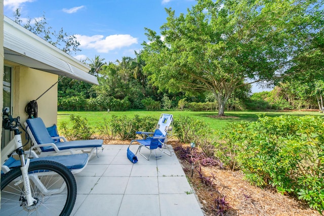 13756 Via Flora Unit A, Delray Beach, FL 33484 - view of patio / terrace