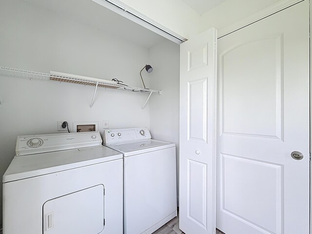 595 Vista Isles Dr Unit 1926, Sunrise, FL 33325 - laundry area with washing machine and clothes dryer