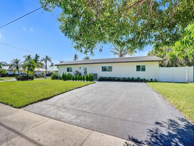 3821 NE 29th Ave, Lighthouse Point, FL 33064 - ranch-style house with concrete driveway and stucco siding