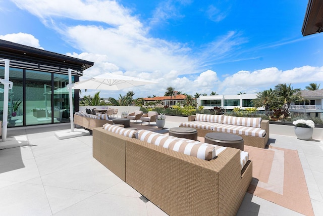 207 W Coconut Palm Rd, Boca Raton, FL 33432 - view of patio with an outdoor hangout area