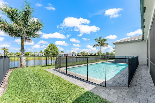 view of pool featuring a water view