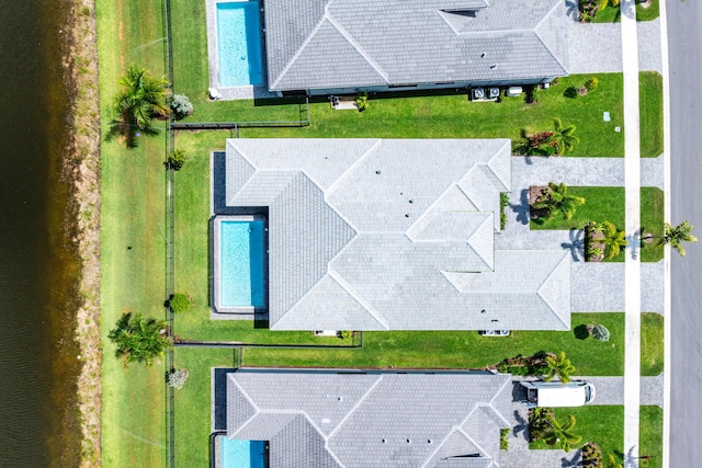 bird's eye view of a pool