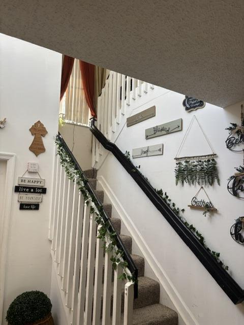 6207 Adriatic Way, West Palm Beach, FL 33413 - view of stairs