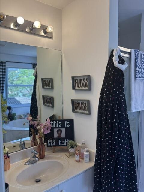 6207 Adriatic Way, West Palm Beach, FL 33413 - bathroom with vanity