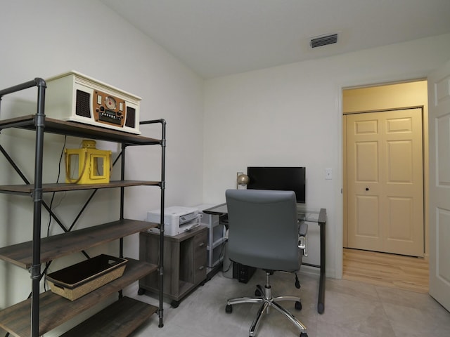1732 Sunrise Ln, Sebastian, FL 32958 - office area with visible vents