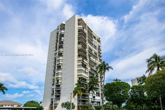 2400 Presidential Way Unit 1803, West Palm Beach, FL 33401 - view of apartment building / complex