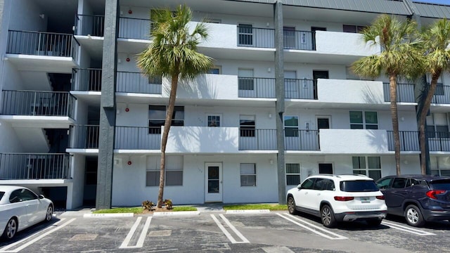 777 S Federal Hwy Unit 209N, Pompano Beach, FL 33062 - view of property with uncovered parking