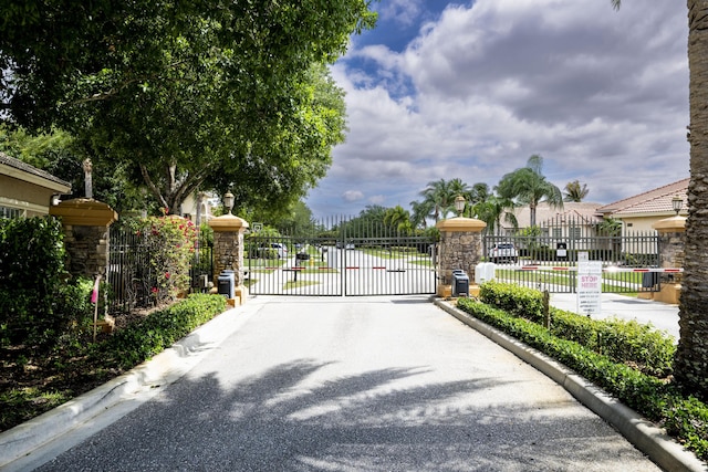 2010 SW Ashton Way, Palm City, FL 34990 - view of gate