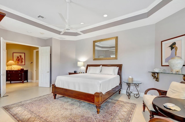 bedroom with visible vents, ornamental molding, baseboards, ceiling fan, and recessed lighting