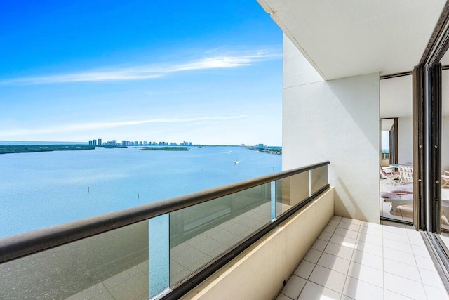 100 Lakeshore Dr Unit 1557, North Palm Beach, FL 33408 - balcony with a water view