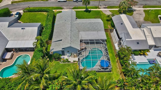 620 NE 15th Pl, Boynton Beach, FL 33435 - aerial view of a pool
