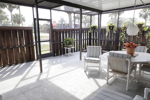 3302 SE Guinevere Ln, Port Saint Lucie, FL 34952 - view of sunroom / solarium