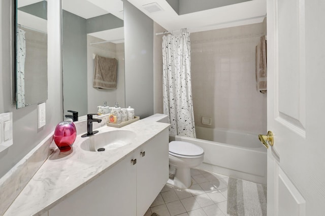 17051 Emile St Unit 5, Boca Raton, FL 33487 - full bathroom featuring tile patterned floors, toilet, visible vents, shower / bath combo with shower curtain, and vanity