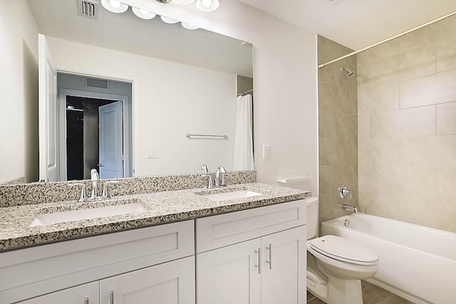 17854 N 71st Ln N, The Acreage, FL 33470 - full bath with toilet, shower / bathtub combination with curtain, double vanity, and wood finished floors