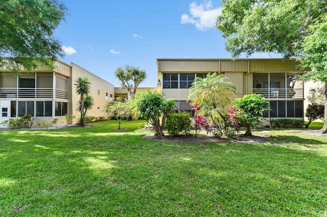 495 Capri K, Delray Beach, FL 33484 - view of yard