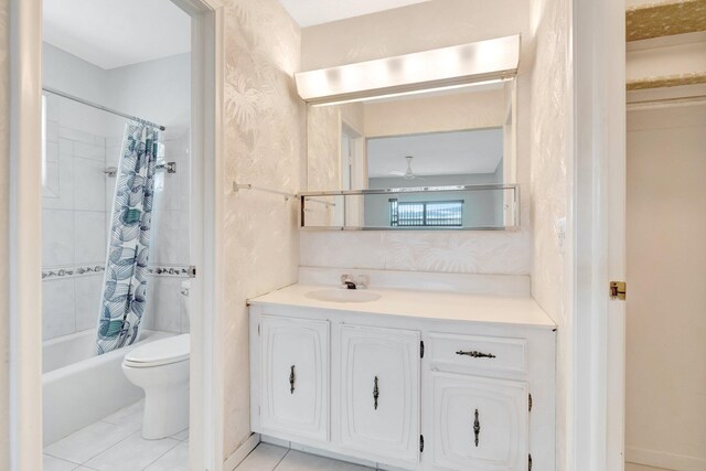 955 Circle A Dr Unit A, Delray Beach, FL 33445 - full bathroom with shower / bath combination with curtain, toilet, tile patterned flooring, vanity, and ceiling fan