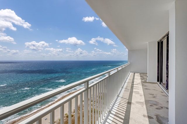 2600 S Ocean Blvd Phd, Phd, Boca Raton, FL 33432 - balcony featuring view of water and beach
