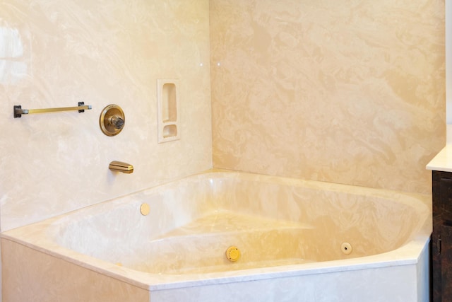 3984 SE Fairway E, Stuart, FL 34997 - bathroom featuring a whirlpool tub