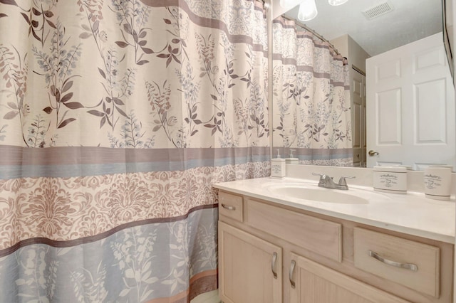 2406 Landings Blvd, Greenacres, FL 33413 - full bathroom with vanity and curtained shower