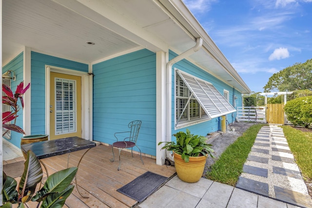 2940 SE Treasure Island Rd, Port Saint Lucie, FL 34952 - property entrance with fence