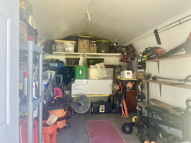 7677 NW 90th Ct, Okeechobee, FL 34972 - view of storage room