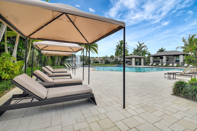 2560 NW 70th Blvd, Boca Raton, FL 33496 - community pool with a gazebo and a patio area