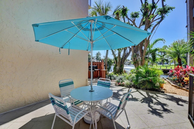 7 Royal Palm Way Unit 202, Boca Raton, FL 33432 - view of patio / terrace with outdoor dining space