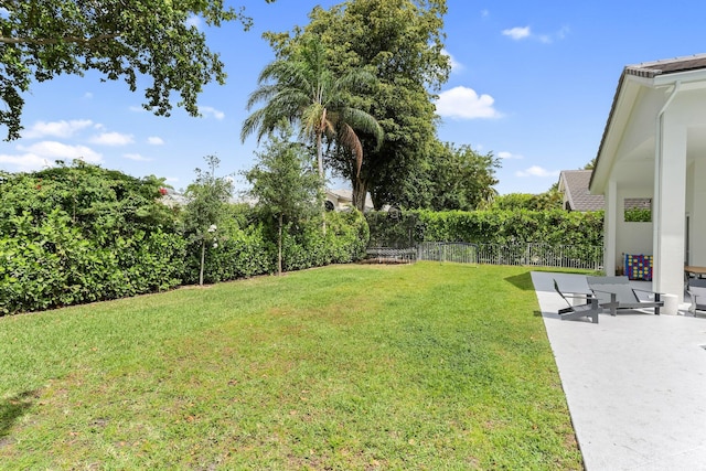 6247 NW 33rd Ave, Boca Raton, FL 33496 - view of yard featuring a patio area and fence