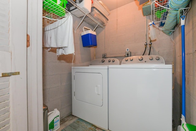 13 Lake Vista Trl Unit 202, Port Saint Lucie, FL 34952 - laundry area with independent washer and dryer and laundry area