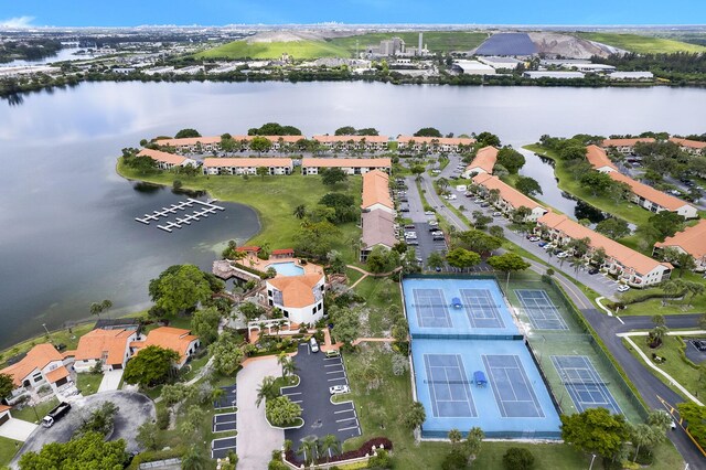 136 Centennial Ct, Deerfield Beach, FL 33442 - birds eye view of property featuring a water view