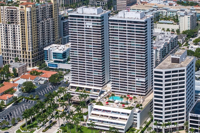 bird's eye view featuring a city view