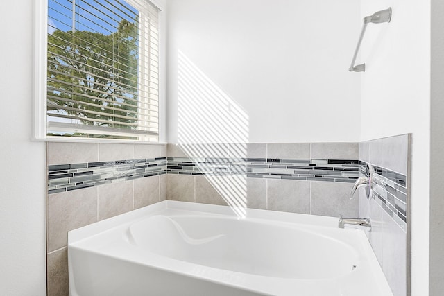 2132 SW Vista Rd, Port Saint Lucie, FL 34953 - bathroom with a garden tub