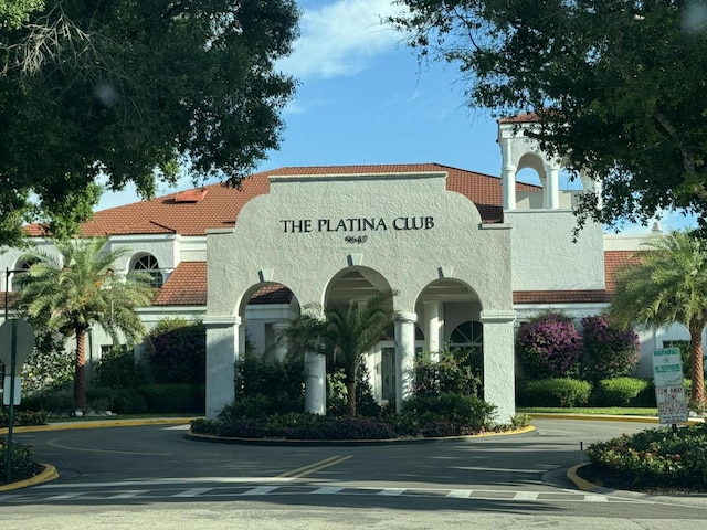 view of building exterior